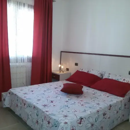 Oda ve Kahvaltı I Giganti
